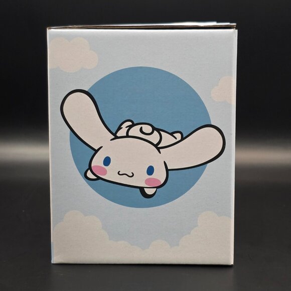 Hello Kitty Friends Mini Snow Globe - Cinnamoroll - Picture 4 of 8